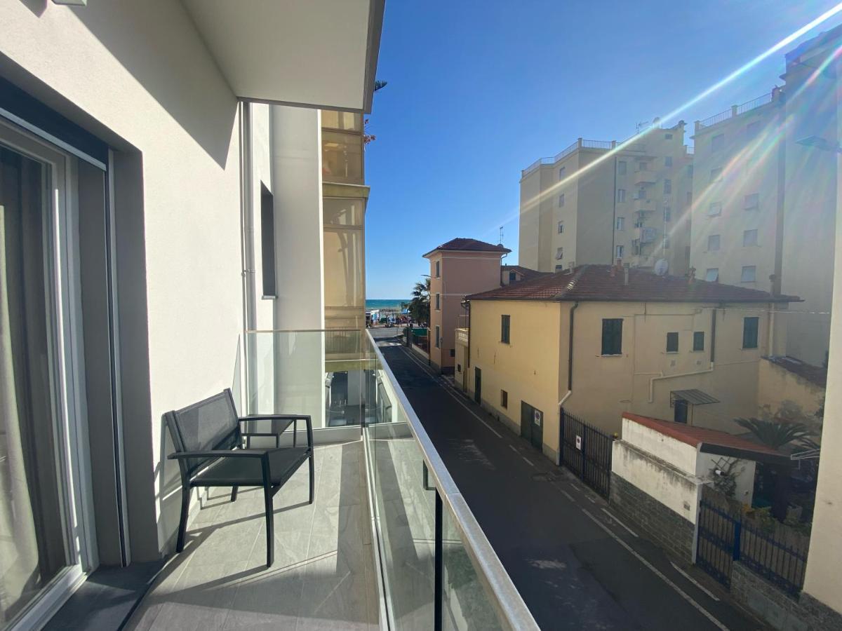 Hotel Graziella Arma di Taggia Exterior foto